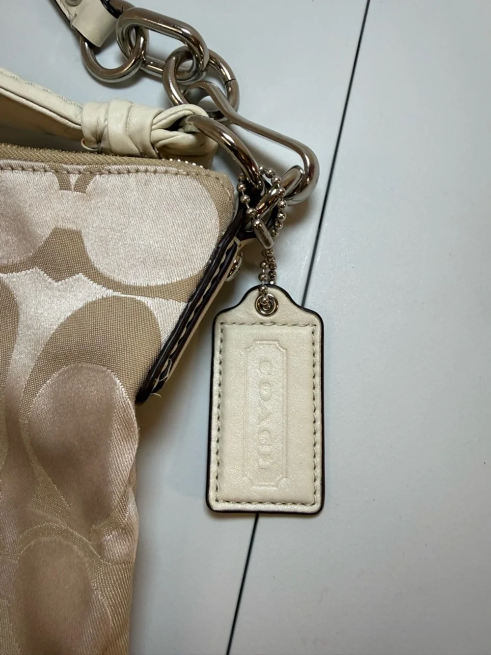 Coach Signature Clip Hobo Bag 14901 Ivory Tan Convertible Crossbody Shoulder - Picture 7 of 13